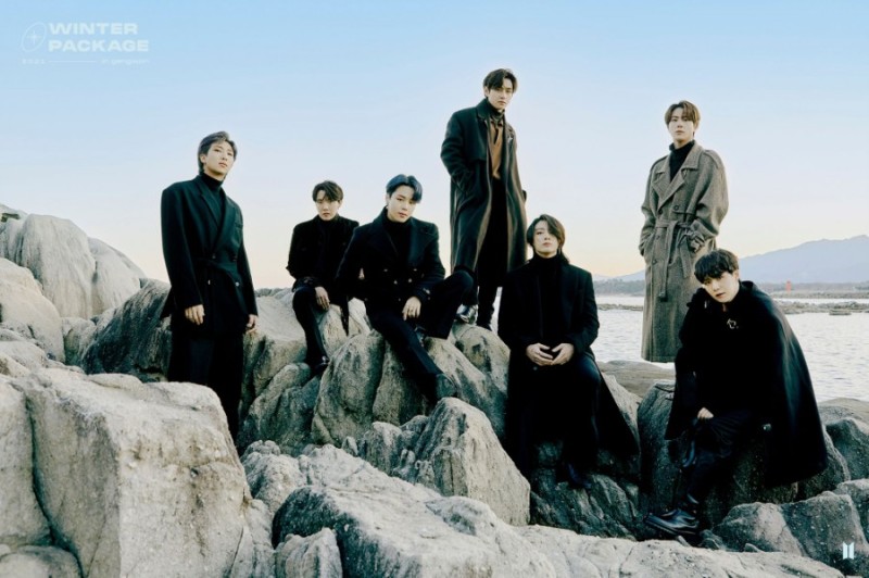 Gangwon: BTS filming beach tour : BTS bus stop & Winter Package (비노출) main image_