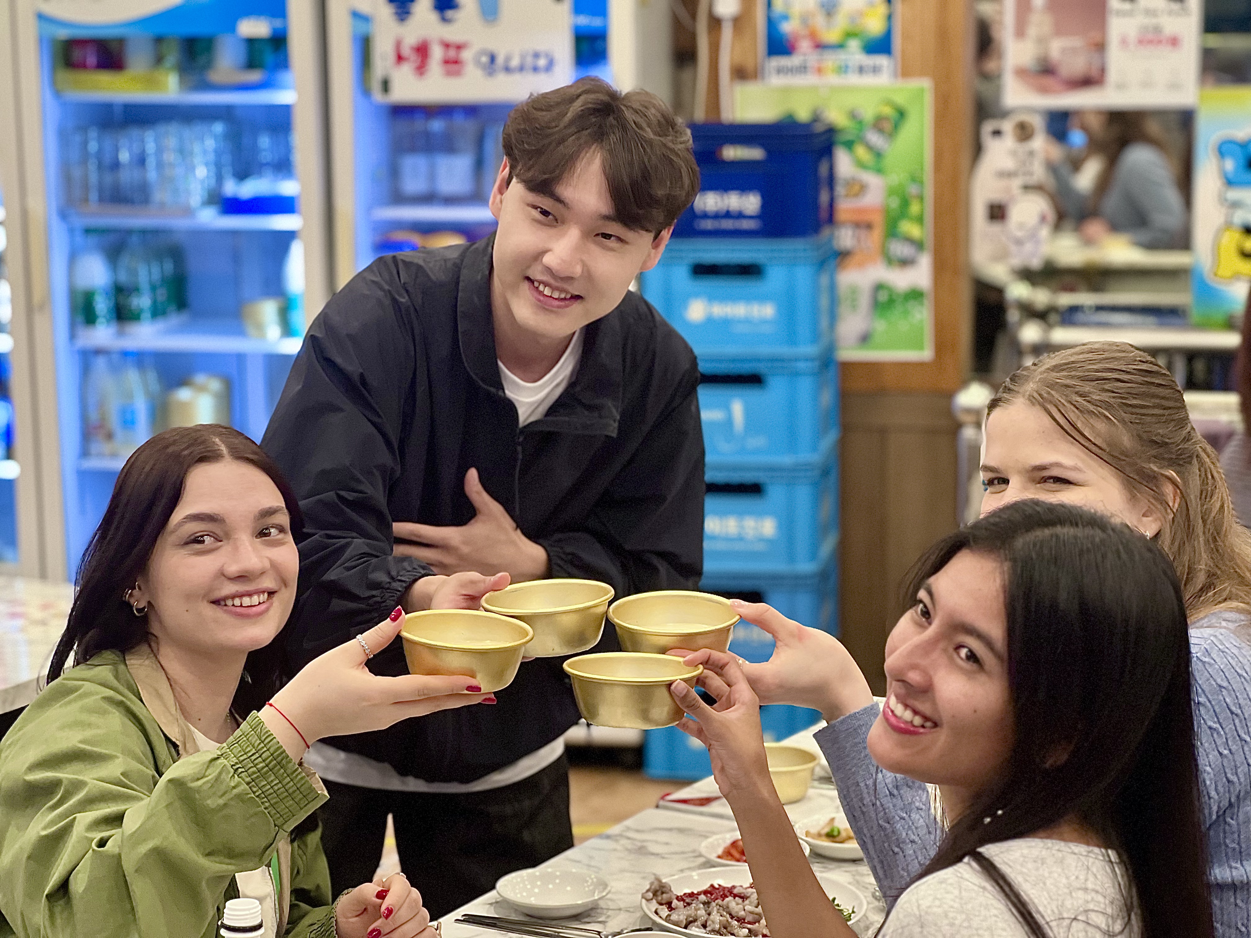 Seoul Night Palace & Market Food Tour (Vehicle Included) image_1